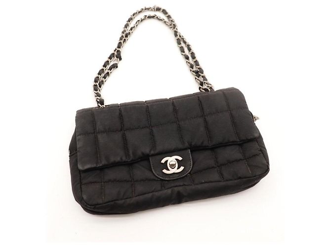 Borsa a tracolla Chanel in nylon nero - vista 6