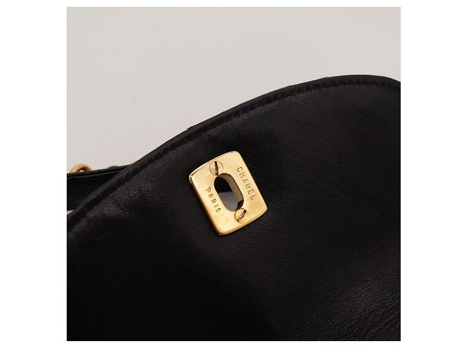 Chanel Gürteltasche aus gestepptem Leder in Schwarz - Ansicht 7