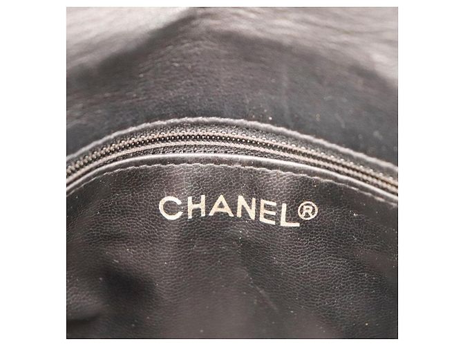 Chanel Gürteltasche aus gestepptem Leder in Schwarz - Ansicht 8