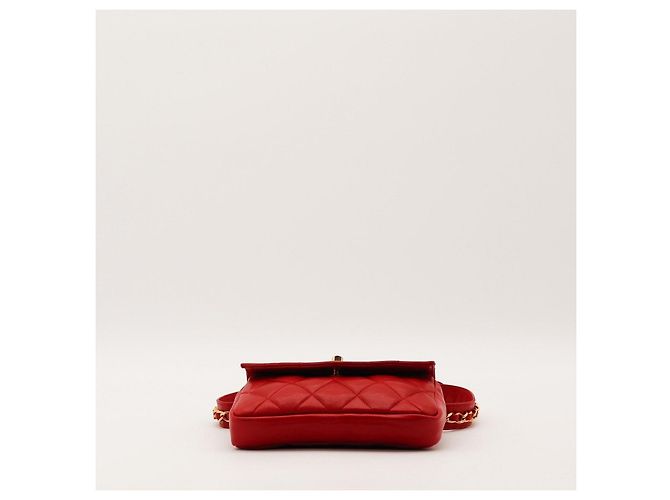 Chanel Gürteltasche aus rotem Steppleder - Ansicht 5