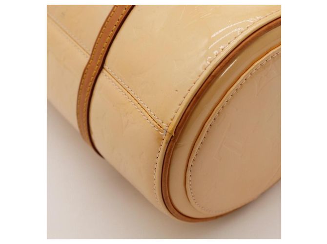 Borsa Louis Vuitton Monogram Vernis Papillon in pelle verniciata beige - vista 11