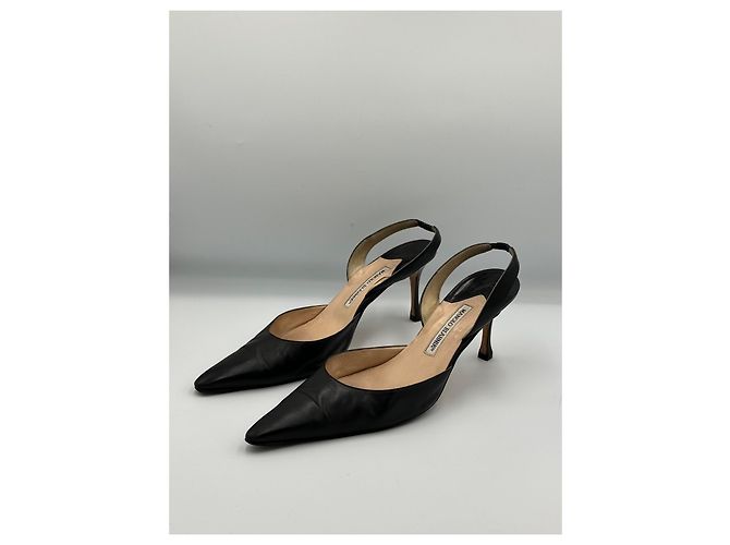 Manolo Blahnik Décolleté Slingback in Pelle Nera - vista 2