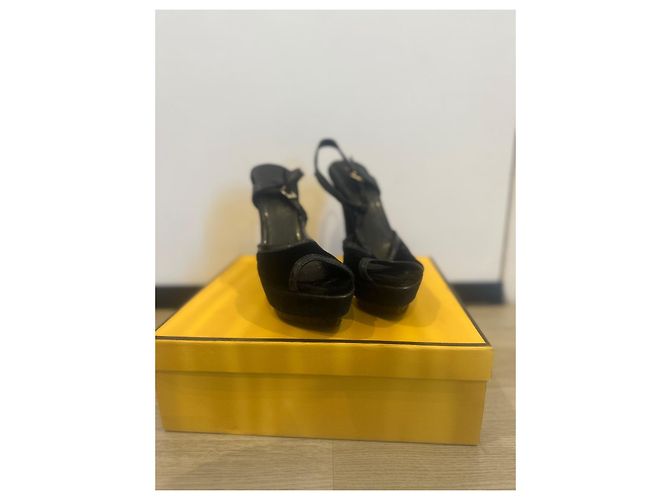 Fendi Sandali zeppa in velluto nero - vista 10