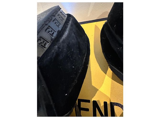 Fendi Sandali zeppa in velluto nero - vista 12