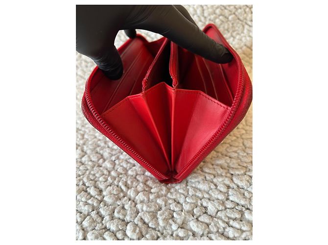 Chanel portafoglio in pelle caviar rossa con zip - vista 14