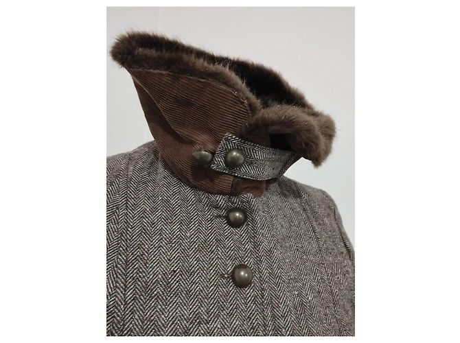Autre Marque Ringspun Abrigo de Invierno de Tweed y Terciopelo - vista 3