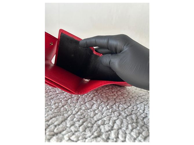 Cartera Louis Vuitton Epi Roja - vista 6