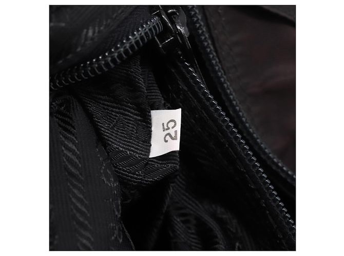PRADA Metal Handle Hand Bag Nylon Black - vista 12
