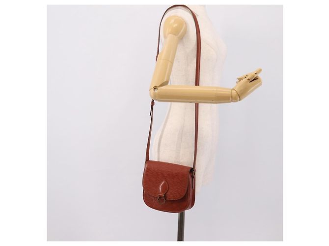 Saint-Cloud LOUIS VUITTON Epi Saint Cloud PM Shoulder Bag Brown M52213 LV - vista 26