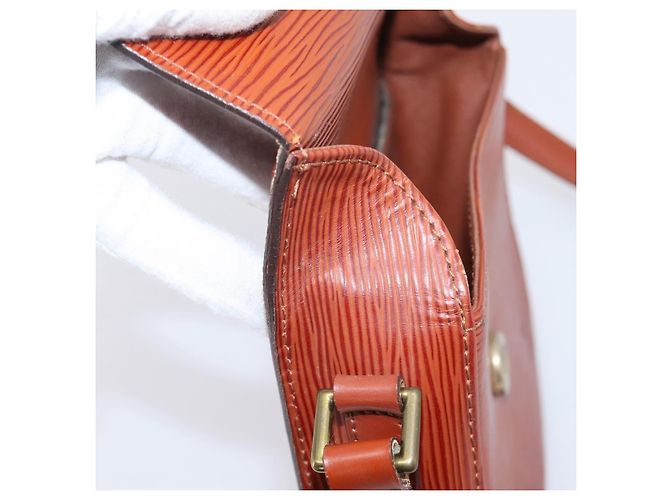 Saint-Cloud LOUIS VUITTON Epi Saint Cloud PM Shoulder Bag Brown M52213 LV - vista 9