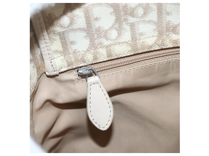Christian Dior Trotter Canvas Romantic Hand Bag PVC Beige Silver - vista 17