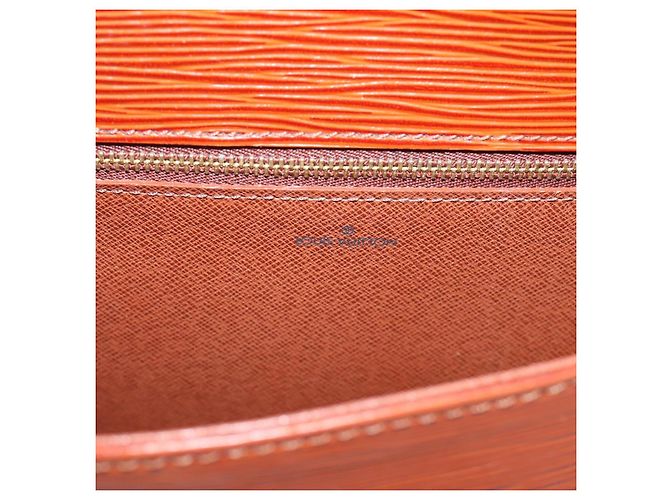 Saint-Cloud LOUIS VUITTON Epi Saint Cloud GM Shoulder Bag Brown M52193 LV - vista 22