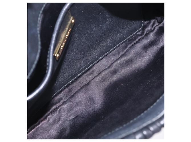 Miu Miu Matelasse Shoulder Bag Leather Black Gold - vista 11