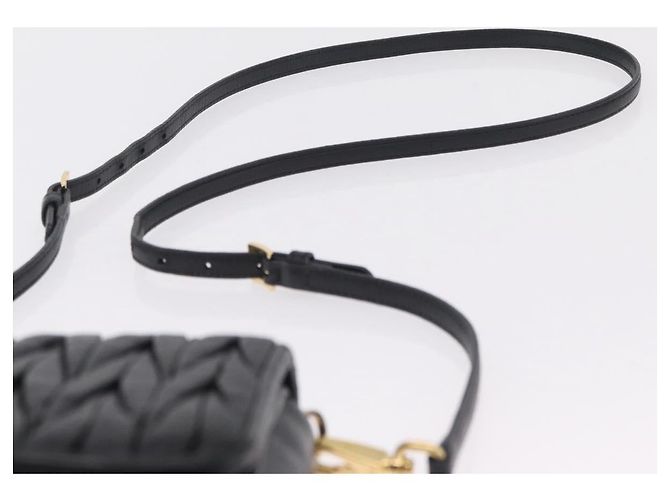 Miu Miu Matelasse Shoulder Bag Leather Black Gold - vista 14