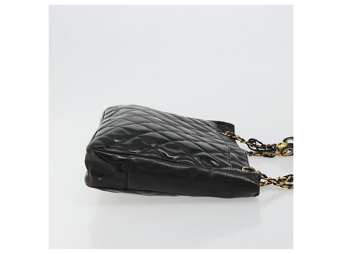 CHANEL Matelasse Chain Tote Bag Patent Leather Black Gold CC - vista 3