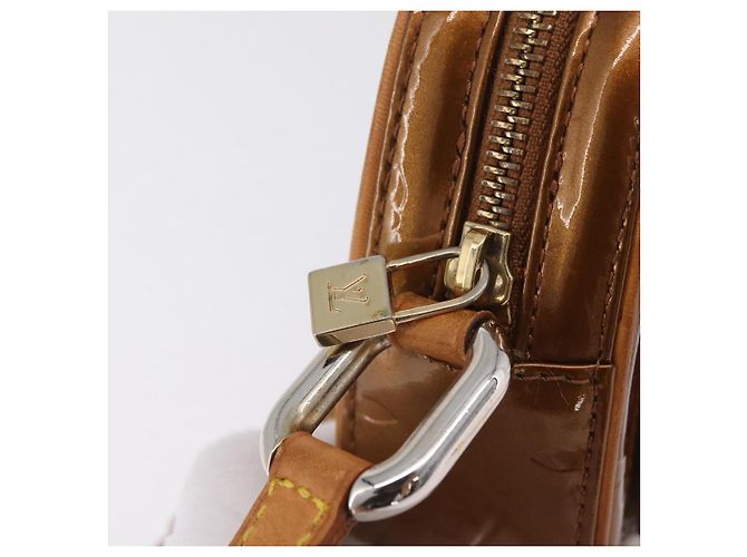 LOUIS VUITTON Monogram Vernis Christy MM Shoulder Bag Bronze M91109 - vista 23