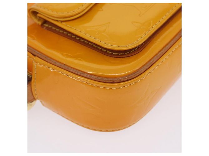 LOUIS VUITTON Monogram Vernis Christy MM Shoulder Bag Jaune M91108 - vista 16