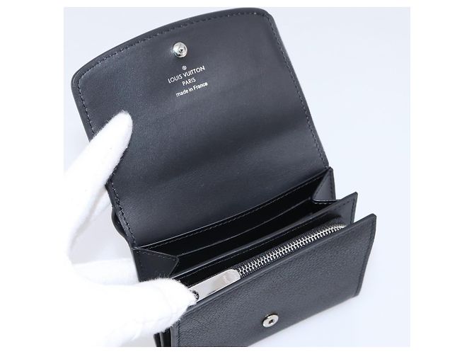 LOUIS VUITTON Mahina Portefeuille Iris Compact Wallet Noir M62540 LV - vista 16