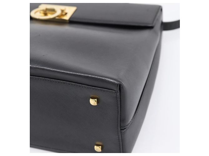 Salvatore Ferragamo Gancini Hand Bag Leather 2way Black Gold - vista 16