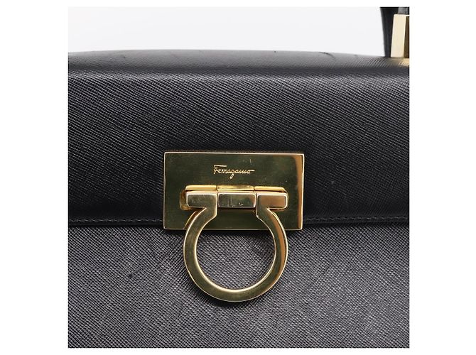 Salvatore Ferragamo Gancini Hand Bag Leather 2way Black Gold - vista 18