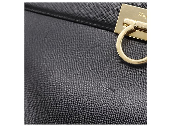 Salvatore Ferragamo Gancini Hand Bag Leather 2way Black Gold - vista 19