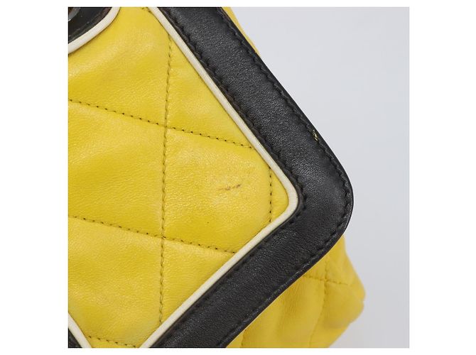 CHANEL Matelasse 2.55 Shoulder Bag Lamb Skin Yellow Silver CC - vista 24