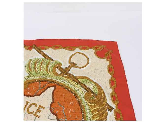 Hermès Hermes Carre 90 Provence Silk Scarf - vista 3