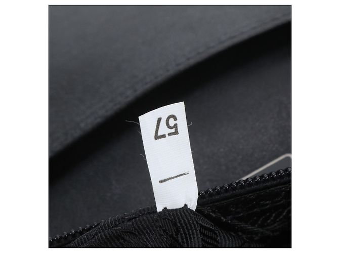porte-documents Prada en cuir noir - vue 9