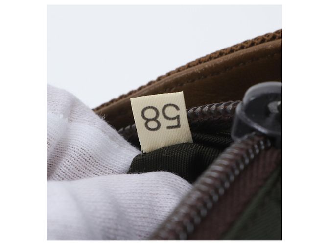 Borsa a tracolla e a spalla Prada in pelle marrone - vista 9