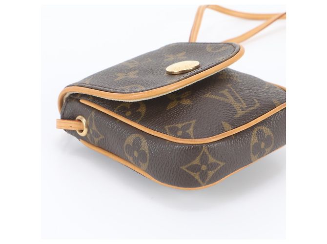 Louis Vuitton Monogram Pochette Cancun - vista 5