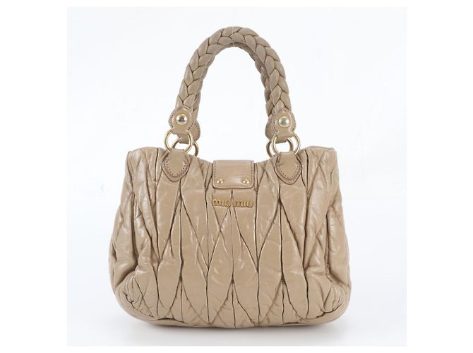 Miu Miu Matelassé Shopper aus gerafftem Leder - Ansicht 3