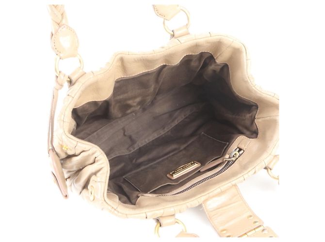 Miu Miu Matelassé Shopper aus gerafftem Leder - Ansicht 7