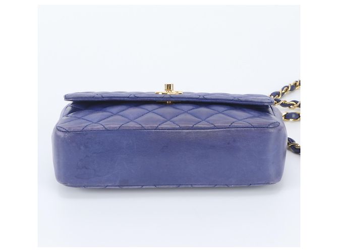 Borsa a tracolla Chanel Mini Matelassé in pelle di agnello - vista 6