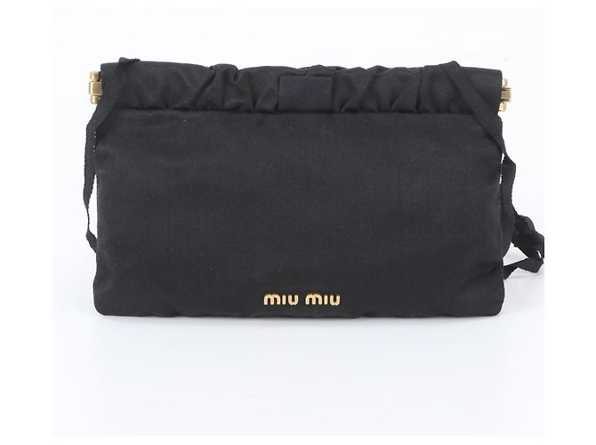 Borsa a tracolla borchiata nera Miu Miu - vista 3