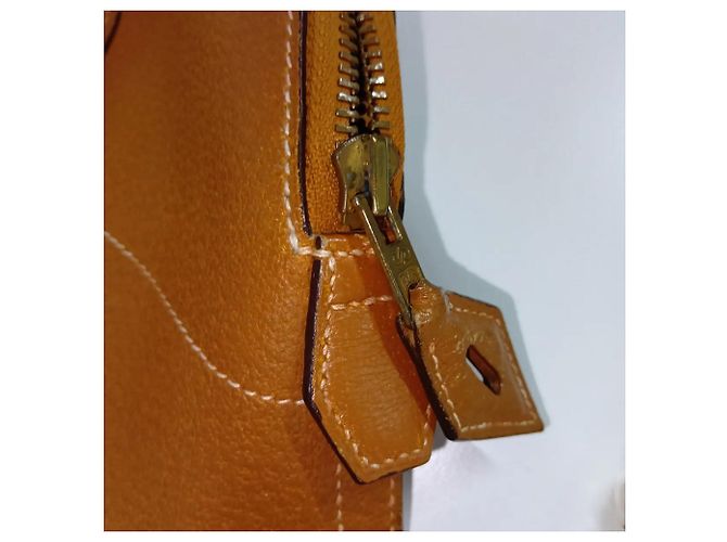 Hermès Hermes Bolide 35 Lederhandtasche aus Schweineleder mit V-Prägung - vista 10