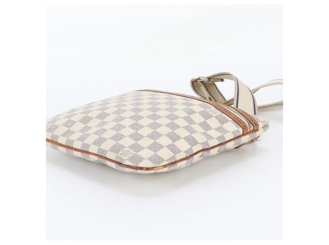 Louis Vuitton Damier Azur Pochette Bosphore Shoulder Bag - vista 4