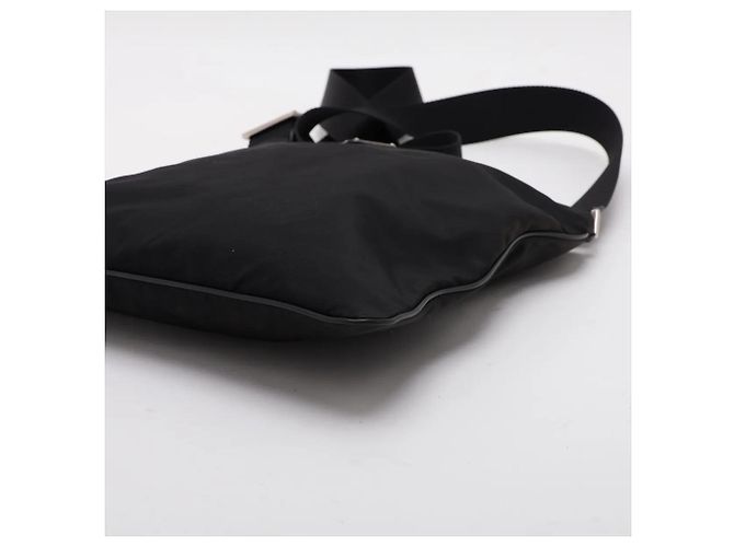 Sac messager Prada en nylon Tessuto avec logo triangle en cuir - vue 3