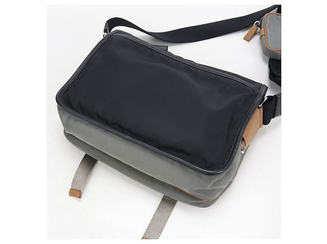 Prada Schultertasche Grau - Ansicht 2