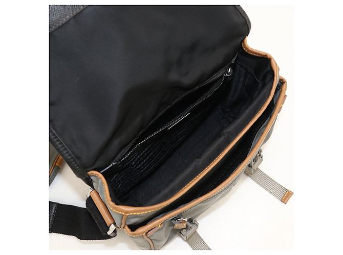 Prada Schultertasche Grau - Ansicht 3