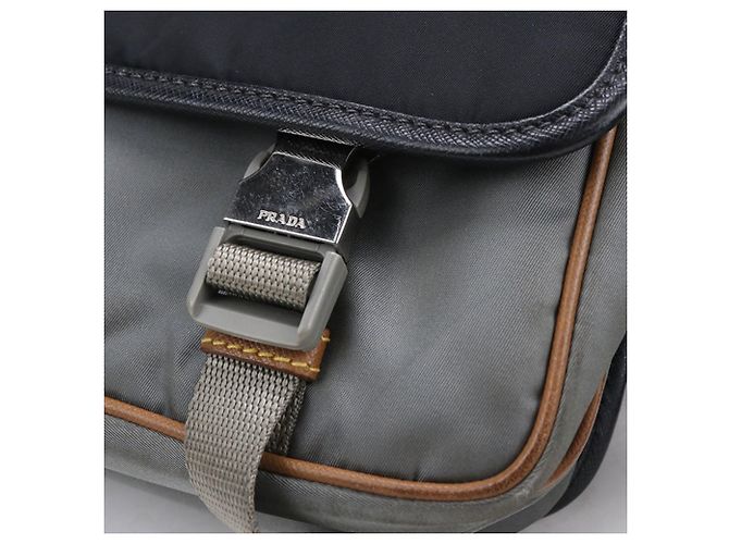 Prada Schultertasche Grau - Ansicht 5