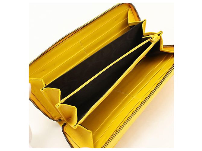 Cartera larga Gucci de piel amarilla - vista 3