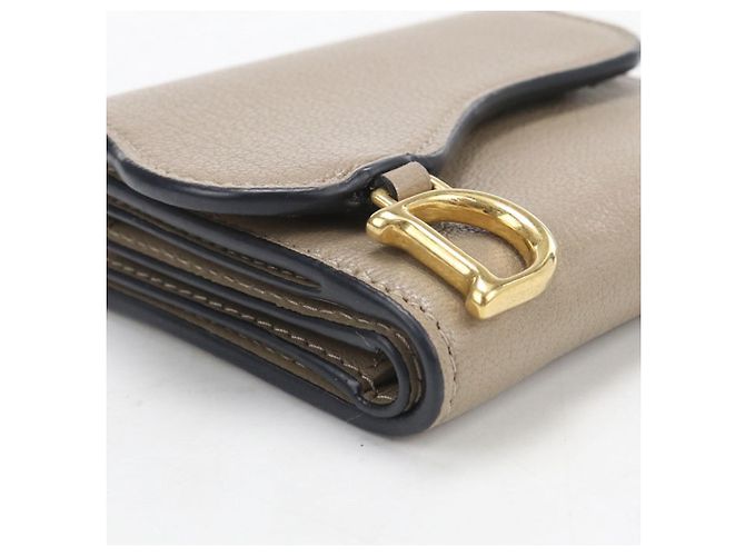 Cartera tri-fold Christian Dior en Beige - vista 7