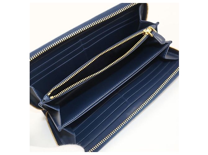 Cartera larga Prada de piel de becerro azul - vista 3