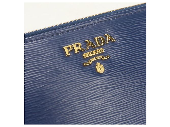 Cartera larga Prada de piel de becerro azul - vista 9