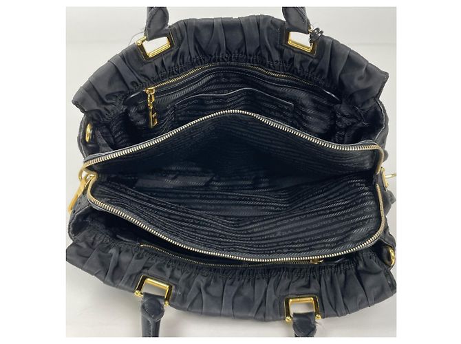 Borsa a mano Prada 2-Way in nylon nera - vista 8