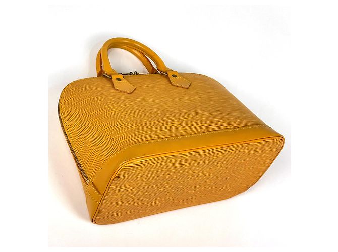 Borsa a mano Louis Vuitton Alma - Pelle Epi - vista 2