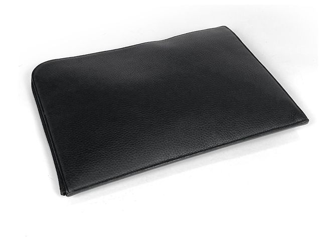 Louis Vuitton Pochette Jour GM Clutch Bag - vista 2