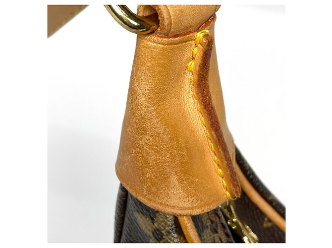 Borsa a tracolla Louis Vuitton Boulogne 30 - vista 4