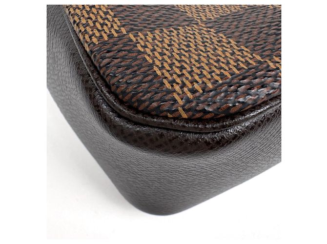 Louis Vuitton Trouse Makeup Accessory Pouch - vista 3