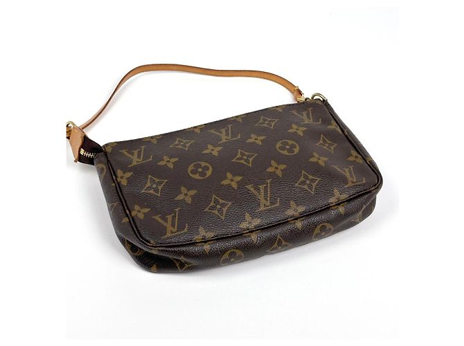 Louis Vuitton Pochette Accessoires Pouch in Monogram Brown - vista 2